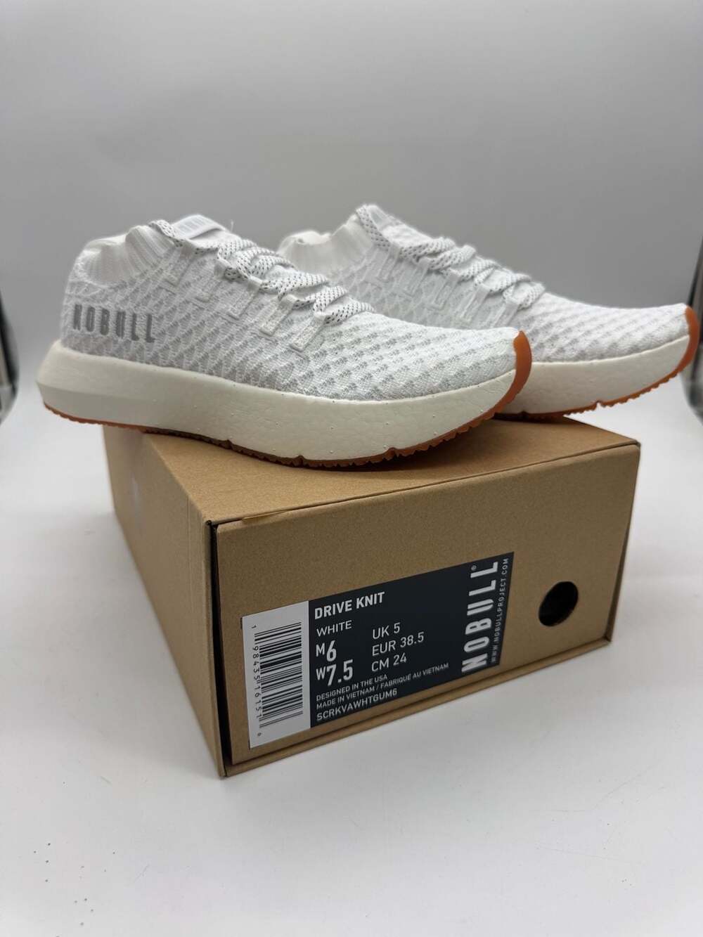 NIB- NOBULL Drive Knit Size 7.5 White Sneakers